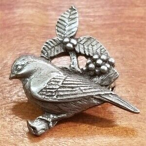 2002 Birds & Blooms Pewter Bird Pin Collectable 1.25"x1.25"